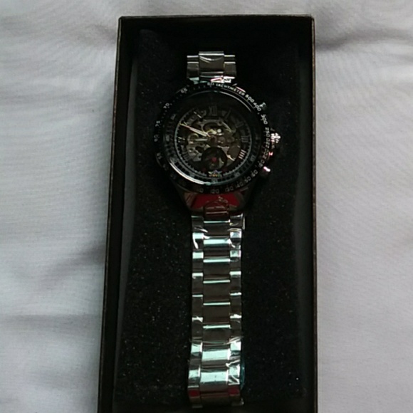 Skeleton Watch - Picture 2 of 4